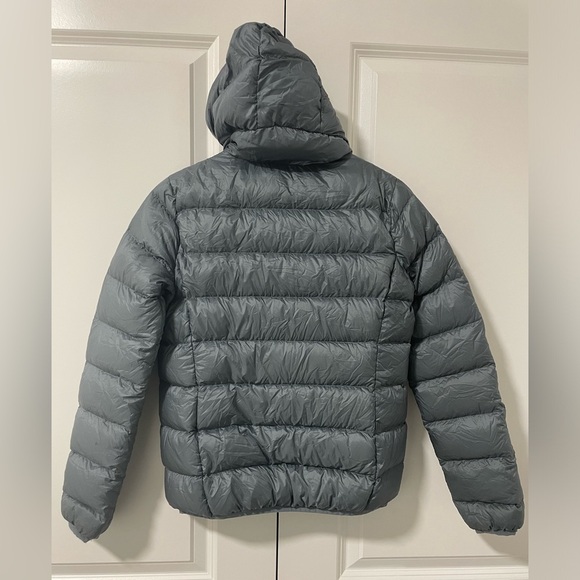 TNA-little puff jacket XS grey - Picture 2 of 5